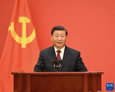 习近平等二十届中共中央政治局常委同中外记者见面