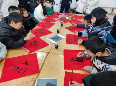 运粮湖管理区开展儿童关爱服务活动