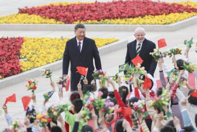 推进务实合作 习近平引领中巴关系迈向更高水平