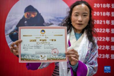 女性第一人！董红娟登顶全部14座8000米级高峰