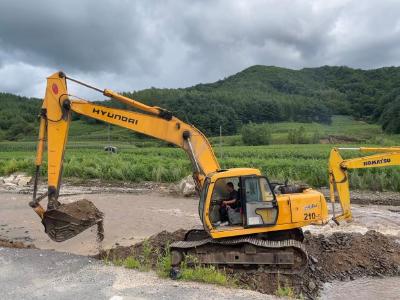 新华全媒+丨“齐心协力重建自己的家园”——东北洪涝地区生产生活恢复见闻