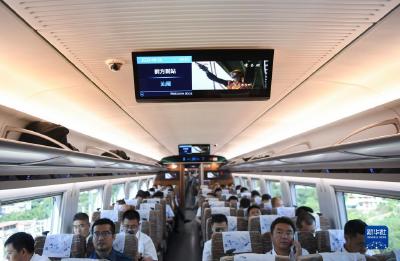 广汕高铁正式通车 加速粤东融入粤港澳大湾区“一小时圈”