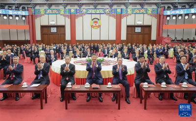 全国政协举行新年茶话会 习近平发表重要讲话