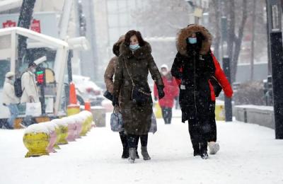 今年首场寒潮携暴雪而至 