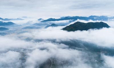 气象谚语：昼雾阴、夜雾晴