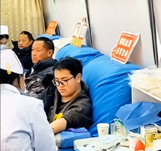 老新镇：寒冬不寒 热血涌动