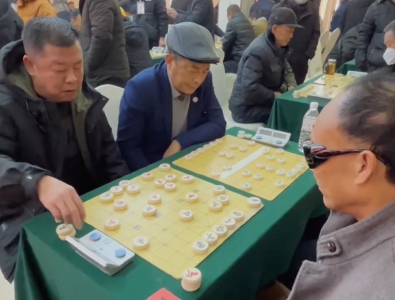 潜江市2025年中国象棋公开赛精彩开赛