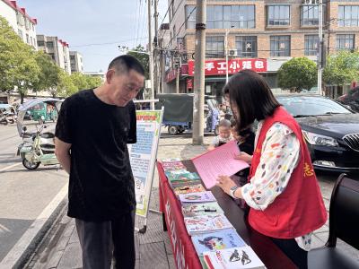 抵制盗版筑防线 共读正版润周农