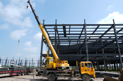 10万套西服项目抢工期建设 助力纺织产业向精品化跃升