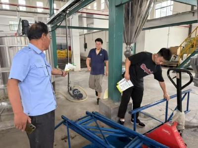 龙湾镇开展安全生产联合检查行动