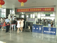 视频 |天门南站：国庆黄金周将每天增开10列动车扩充运能