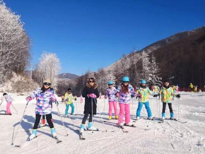 神农架又一家滑雪场正式开启2018-19首滑