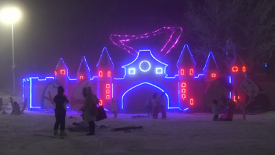 神农架夜间滑雪受青睐