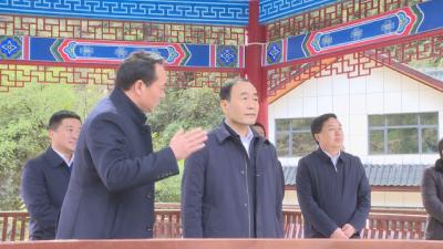 副省长赵海山要求神农架林区要争当生态文明建设标杆