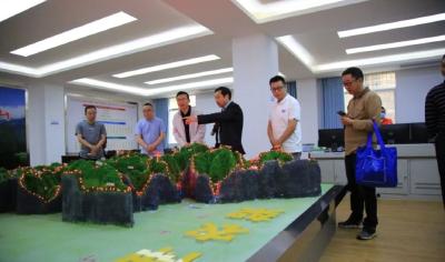 麻城市林业局来神农架考察学习林业保护工作经验