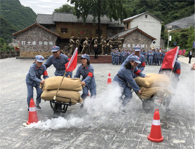 公共检测中心开展党史学习教育现场教学活动