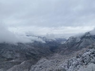 神农架迎来入冬首场降雪