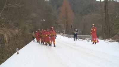 林区开展低温雨雪冰冻灾害应急救援实战演练