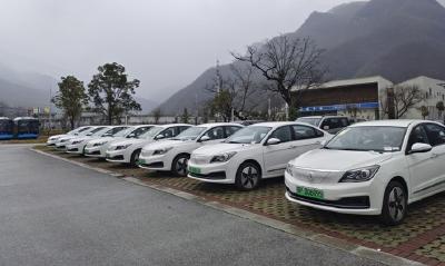神农架30辆新能源汽车助力绿色公务出行
