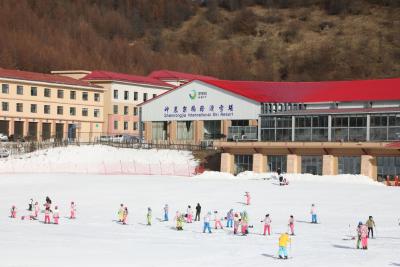 神农架国际滑雪场获评湖北省第二批中小学生研学实践基地