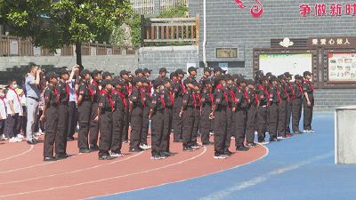 又萌又飒! 神农架首批“少年警队”成立