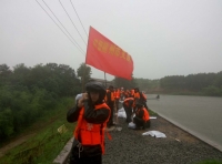 随州武警连续奋战   炎帝故里续写忠诚