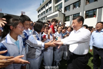 习近平回到母校看望师生 祝贺教师节