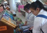 随州|学生假期“充电”忙 图书馆人气旺