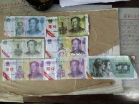 无人售票假币多引热议 乘车投假币拷问公众良心