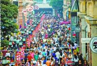 “刷脸”进景区手机变导游 游客在湖北体验“智慧旅游”
