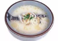 警惕|鱼汤熬成奶白色  看完吓一大跳！