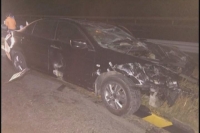 高速上抢看女友手机致车祸  所幸系了安全带