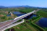 下月5日起，大冶、黄冈、宜昌、襄阳、十堰的亲们可以坐动车到天河机场了！