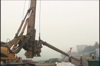 㵐水一桥重建启动 开始桩基施工