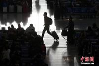 铁路春运返乡客流将迎最高峰 这份指南助你平安回家
