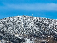 大美无言 航拍湖北神农架梦幻雪景
