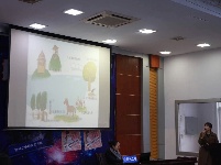 天才美少女尤东梅回母校开讲啦！