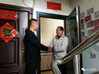 好样的|大年初一家中突发大火，年轻小伙爬楼救出三人！