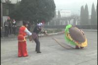 大洪山民间艺人秀传统 锣鼓喧天迎新春
