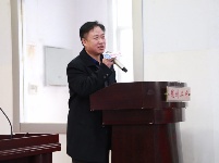 天才美少女尤东梅回母校开讲啦！