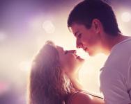 男子亲热时意外吻破女友耳膜 医生：用力不当