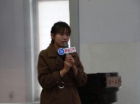 天才美少女尤东梅回母校开讲啦！