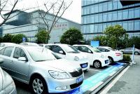 共享汽车来武汉了，9元就能开汽车