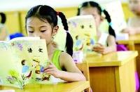 教材屡现错误家长疑误导学生 专家:语文不是历史