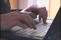 轻信网友能赚钱 小伙被骗4000元