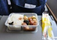 高铁盒饭价格缘何居高不下？ 行业垄断且缺乏监管  