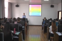 地税局将税收知识送进大学校园