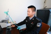 随县“网红民警”短视频宣传防骗吸粉80万 曾被评为“湖北好人”