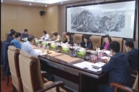 陈安丽主持召开市委常委会议 研究部署“两学一做”招商引资寻根节等重点工作