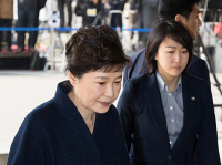 朴槿惠受贿案：今日首次预审 朴槿惠是否出席受关注